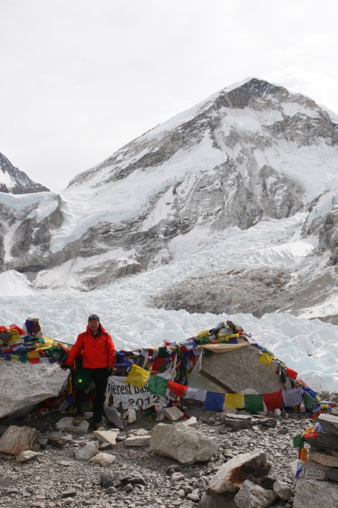 Cobat partenariat | Ascension de l'Everest | Association Chantal Mauduit