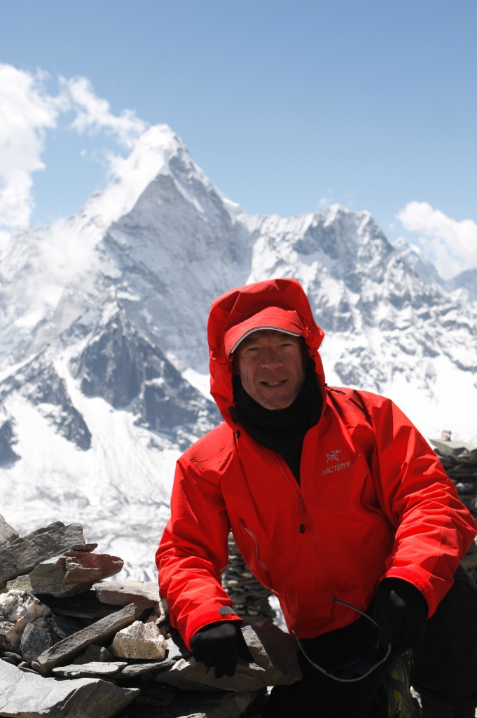 Cobat partenariat | Ascension de l'Everest | Association Chantal Mauduit